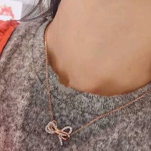 Bow-knot necklace